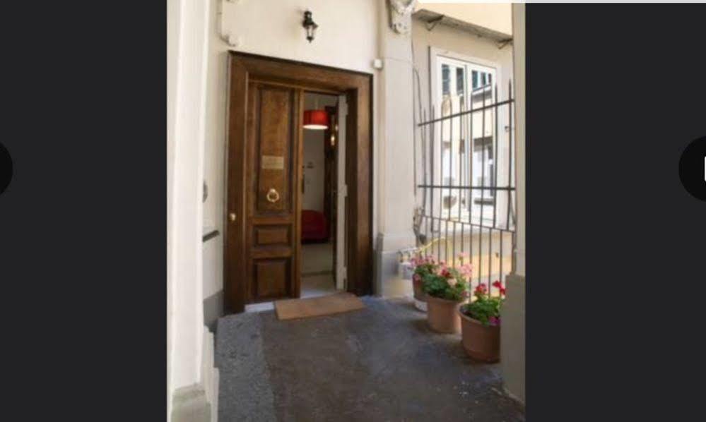 Napoli Milionaria B&B Экстерьер фото