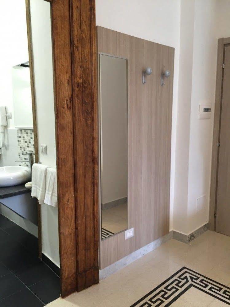 Napoli Milionaria B&B Экстерьер фото